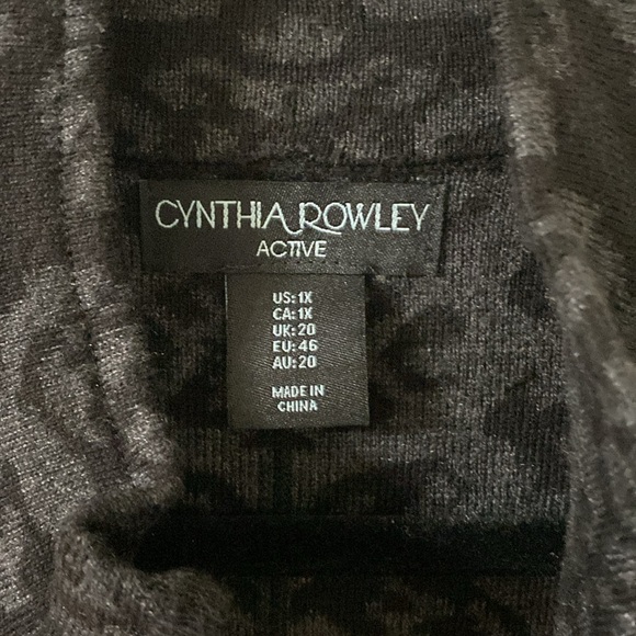 NWOT black and grey damask print zip up long sleeve sweater - Picture 5 of 7